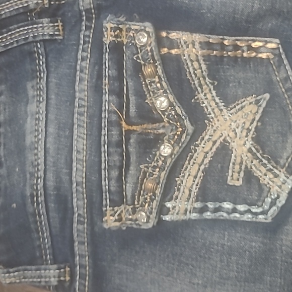 Amethyst jeans - Picture 7 of 10